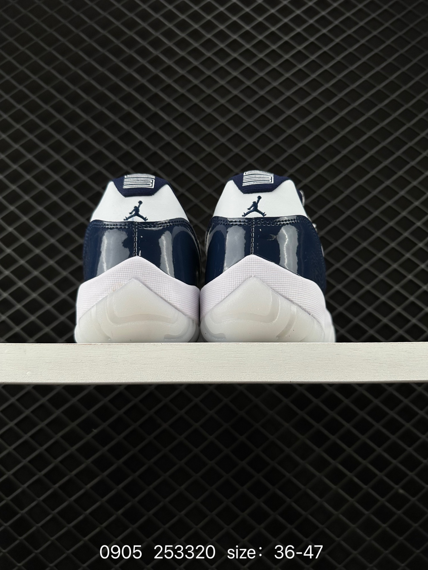 Nike Air Jordan 11 Retro High Concord